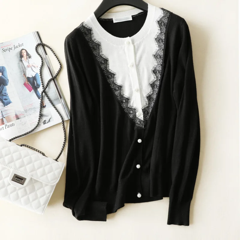 

Shanghai New Europe Sang 2020 Pearl V-neck Mock Two-Piece Knitted Cardigan