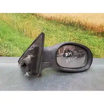 

RIGHT REARVIEW RENAULT LAGOON (B56)