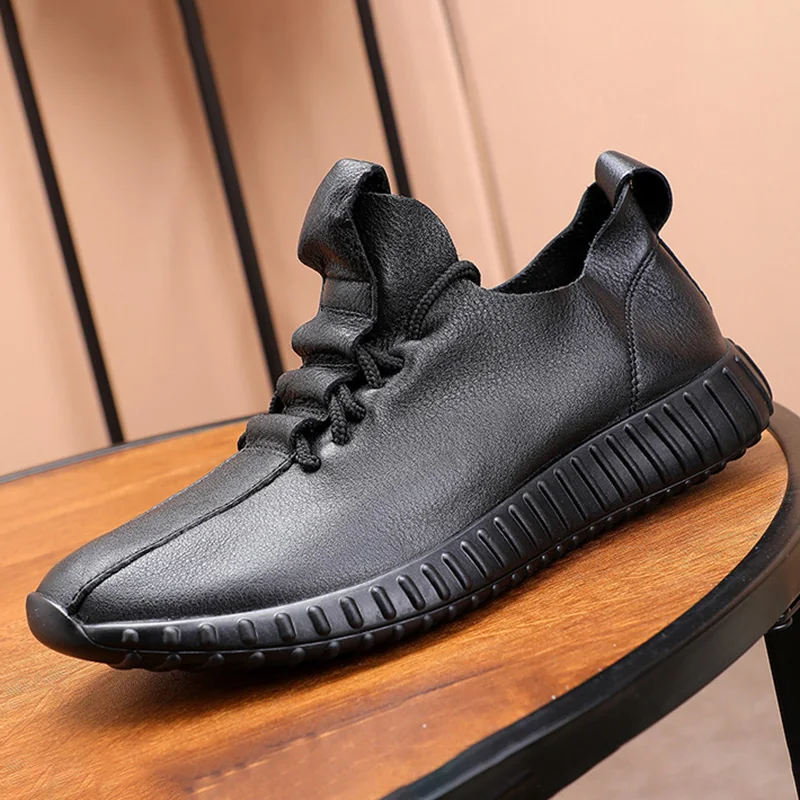 Casual Shoes mens Soft Bottom Breathable High Quality Genuine Leather Shoes male Sneakers Breathable cowhide Spring and Summer