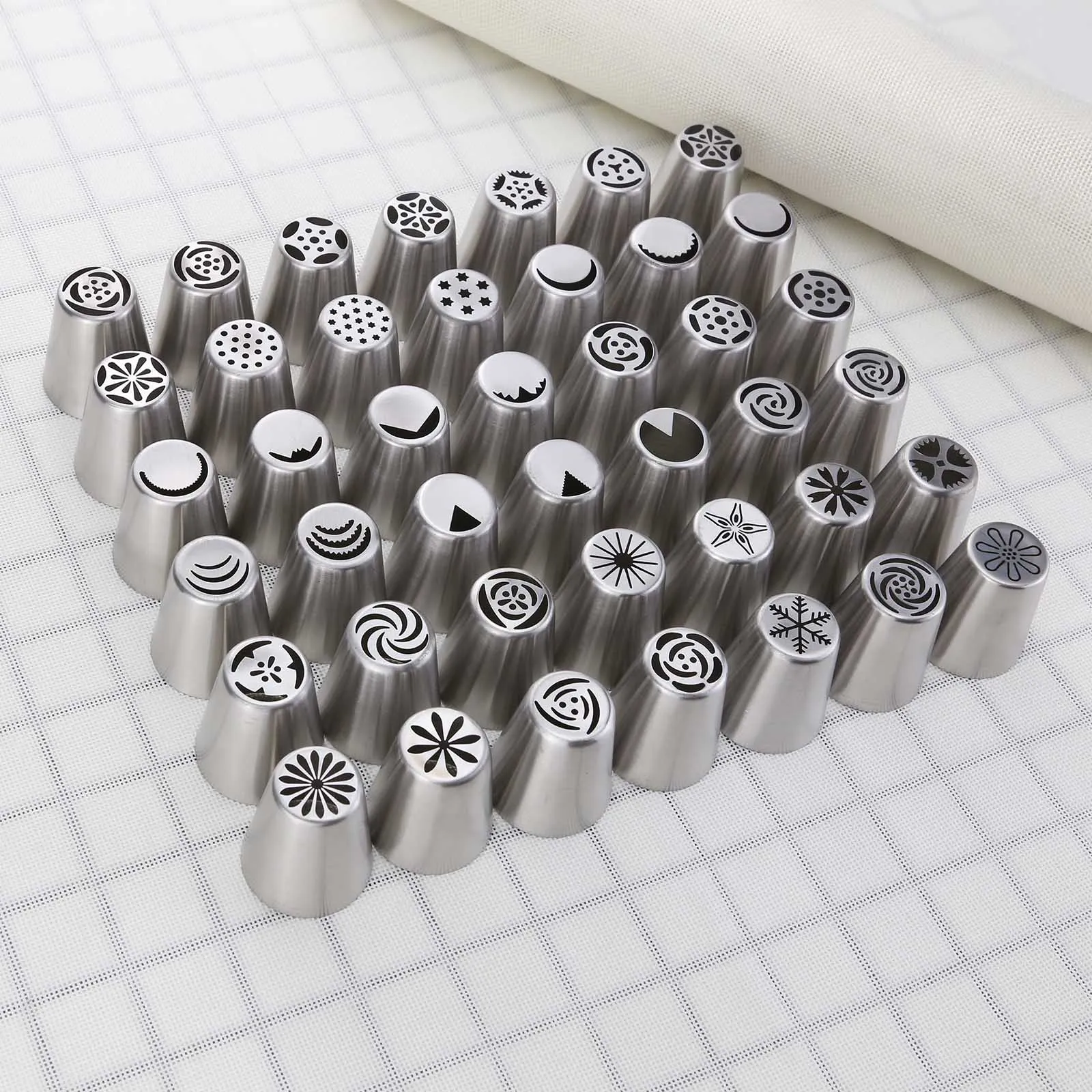 57 Different Styles Cake Silk Flower Tool Stainless Steel Sliver Cake Nozzles Dessert Cream Cupcake Bakery Decoration Icing Pipi afbeelding