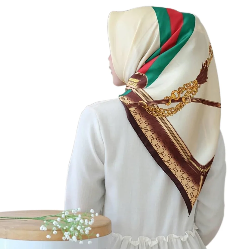 90*90 см мусульманский шелковый шарф Хиджаб Женский исламский платок Малайзия печатных платок femme musulman шарфы квадратные - Цвет: 32