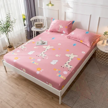

Home Textile Cute Giraffe and White Rabbit Pattern Fitted Sheet 100% Cotton Children Mattress Cover with Elastic Band Red Sheet