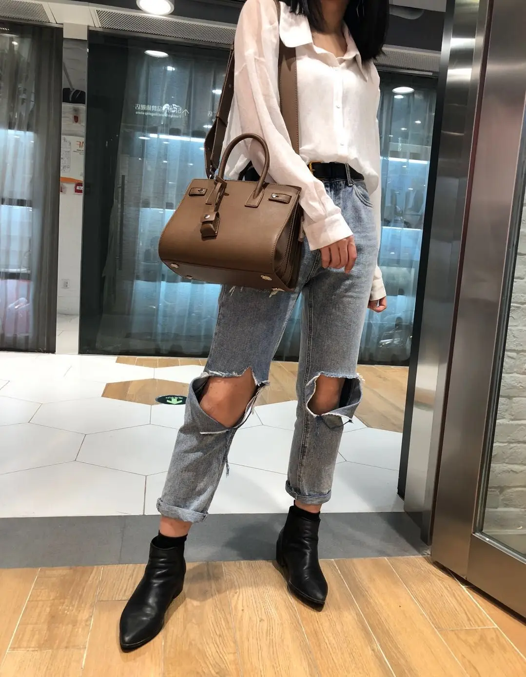 New Cow Leather Tote Bag Commuter Portable Organ Bag Lock Head One-shoulder Slanted Women's Bag