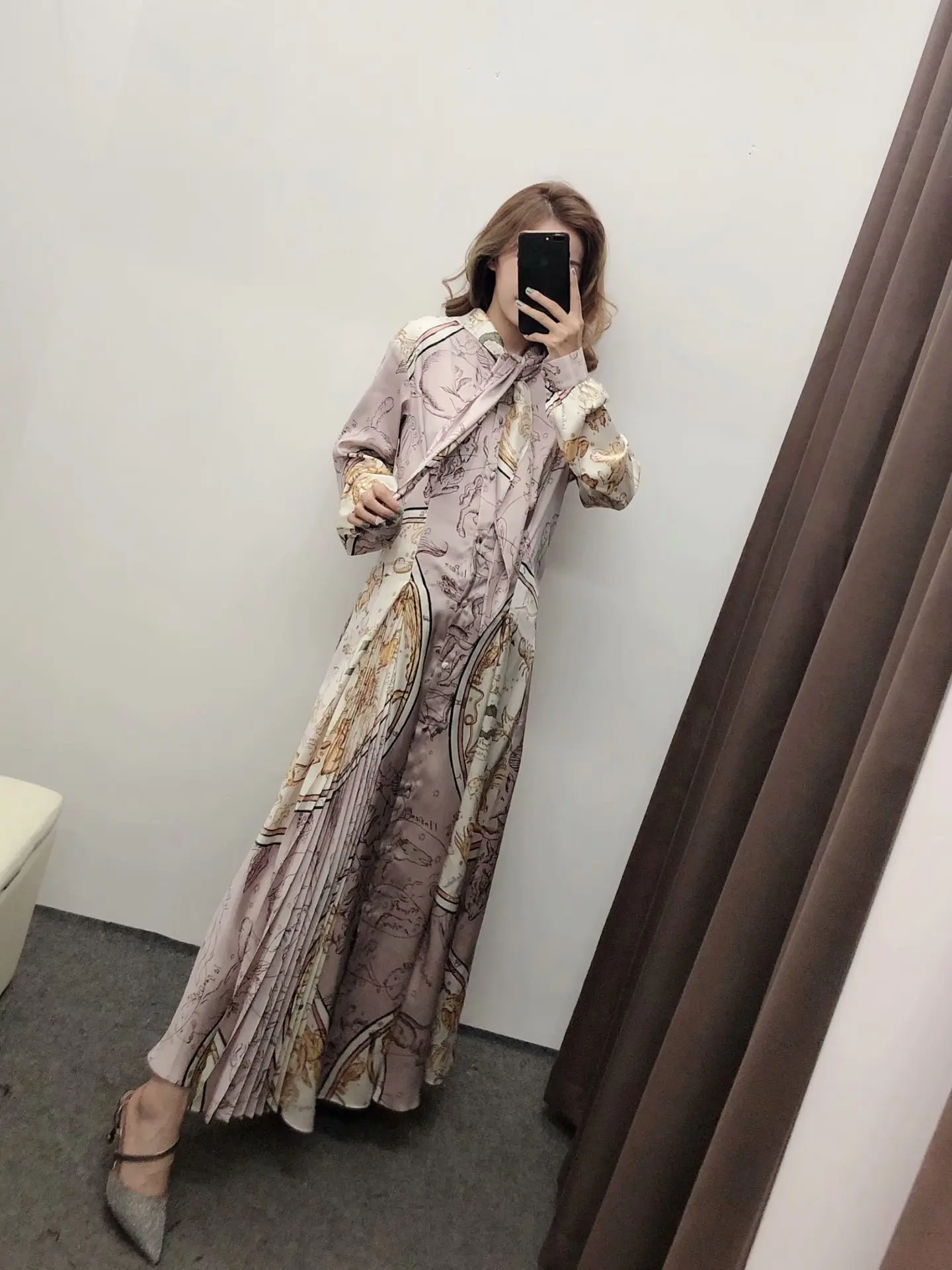 

WOMEN'S Dress 20 Autumn New Style Western Style Retro Decorative Pattern Printed Collar Lace-up Slimming Long-sleeved Dress
