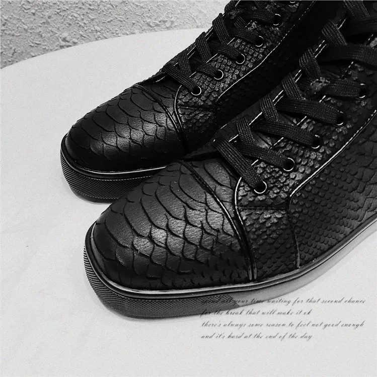 Новые мужские кроссовки высокие повседневные туфли Змеиный узор черно-белые эспадрильи со шнуровкой мужская кожаная обувь спортивная Homme
