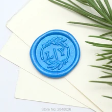 Индивидуальные инициалы с листьями воск печать штамп, Воск Печать комплект печатей, свадебные приглашения уплотнения, свадебный подарок, индивидуальный деревянный воск штамп