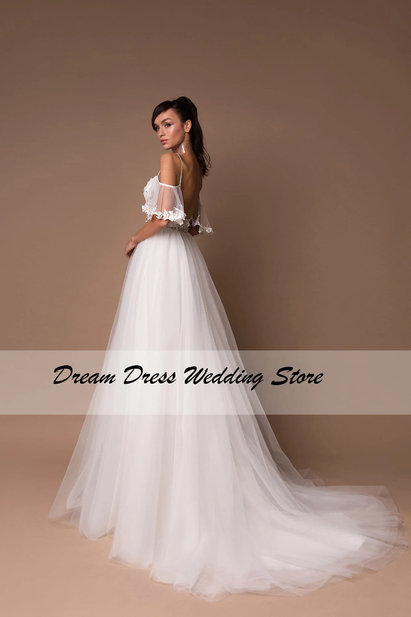 Vestido de Noiva Princesa de Ombro a Ombro em Tule Ilusion. e Saia de Tule  com Barrado, Roupa de Casamento Feminina Mãe De Noiva Usado 82270532