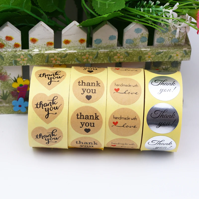 

Dia 2.5cm*500pcs Round Natural Kraft Stickers Handmade with Love Stickers for Wedding Party Decoration Gift Thank You Stickers