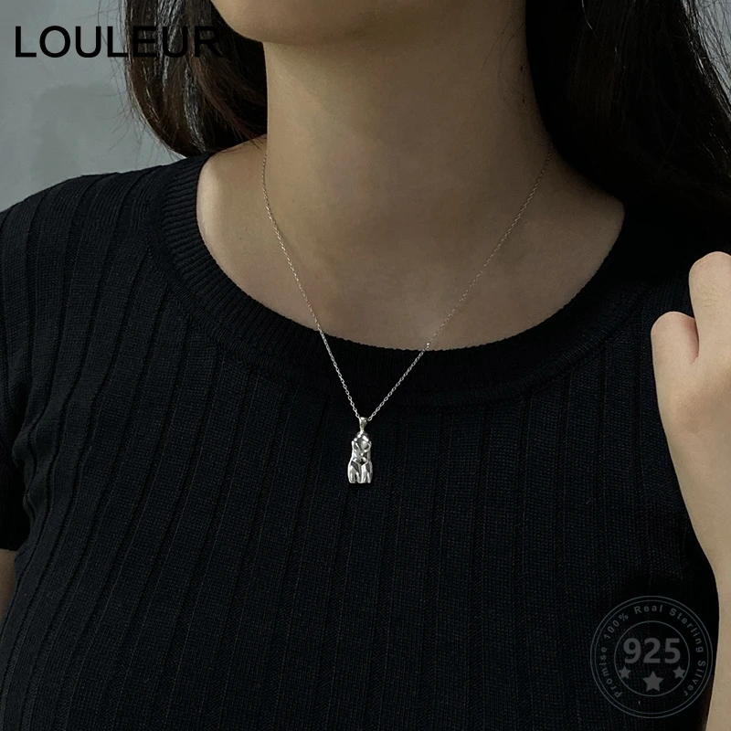 Louleur Western Abstract Human Body 