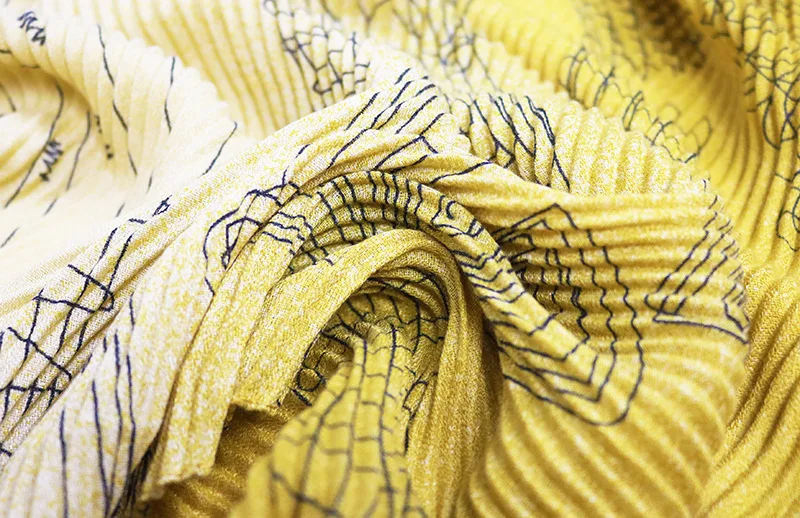 Luxury Brand Two Color Print Scarf Women High Quality Cotton Crinkle Hijab Scarf Wrinkle Shawls And Wrap Blanket Warm Tippe