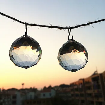 

20PCS Clear Crystal Ball Pendant Chandelier Lamp Suncatcher Prism Balls Drop Prisms Wedding Party Home Decor 20mm