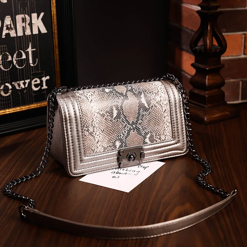 

2020 high quality luxury Serpentine pattern lady crossbody bag purses handbags black leather shoulder hand bags for women