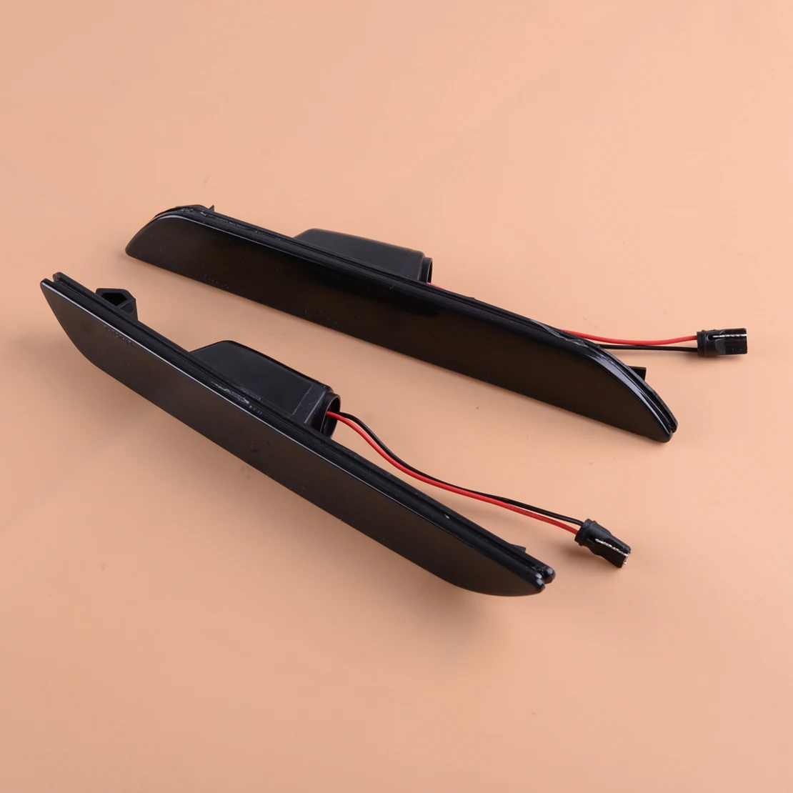 DWCX 2pcs 12V 3W Копченый Объектив Красный светодиодный для заднего бампера боковые габаритные сигнальные лампы отражатель лампа подходит для Ford Mustang