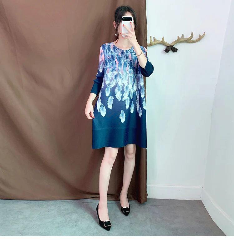 Плиссированное Платье, пожалуйста, Miyake, новые осенние свободные платья трапециевидной формы с принтом, платья длиной до колена с рукавом три четверти, вечерние платья макси с круглым вырезом