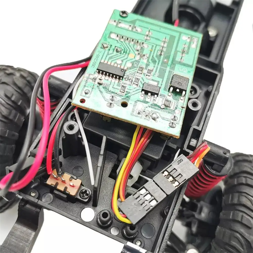 RCtown MN 99s 2.4G 1/12 Crawler RC Car Remote Control Off-Road Buggy Toy Gift for Land Rover Vehicle Model Remote Control Toy #7 RCtown MN 99s 2.4G 1/12 Crawler RC Car Remote Control Off-Road Buggy Toy Gift for Land Rover Vehicle Model Remote Control Toy #7