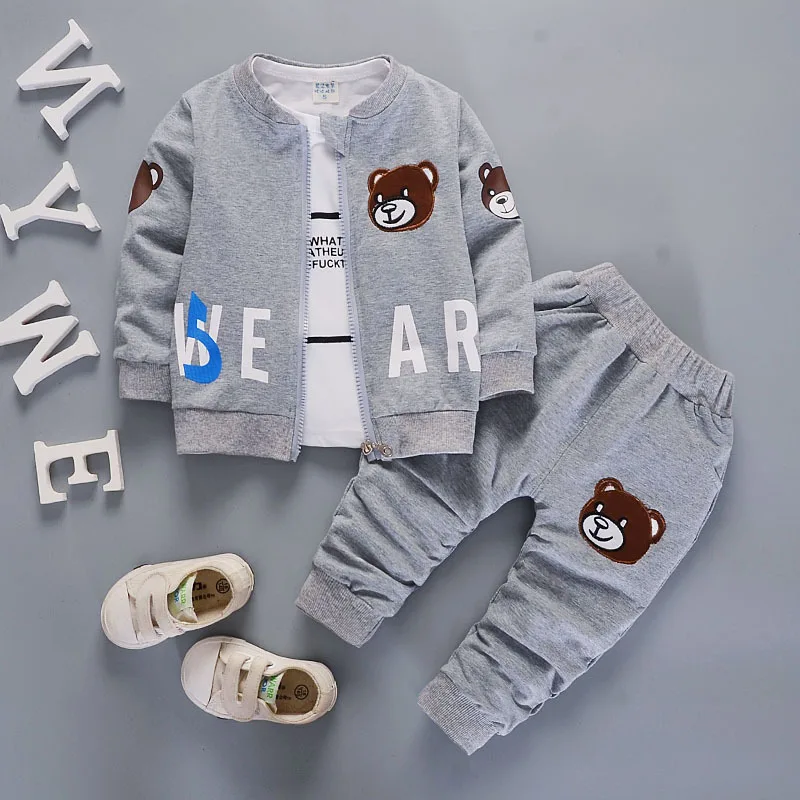 Осень г.; Детский костюм с длинными рукавами; хлопковый костюм для малышей из трех предметов с принтом медведя из мультфильма; детская одежда
