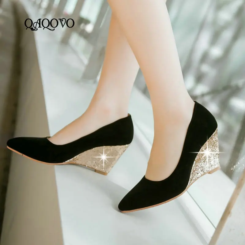 

Female Flock Fashion Sequined Wedges Pumps Slip On High Heels Spring Autumn Pointed Toe Party Wedding Shpes Women 2019 Red Black