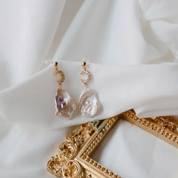 

Baroque freshwater pearl earring inlaid with rhinestone irregular shape pearl S925 pin women retro pearl jewelry earrings