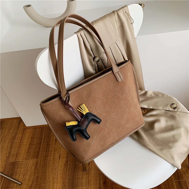 

Suede Women Handbag Luxury Designer Large capacity Shoulder Bag 2019 New Fashion Autumn and Winter Nubuck Leather Tote Bag