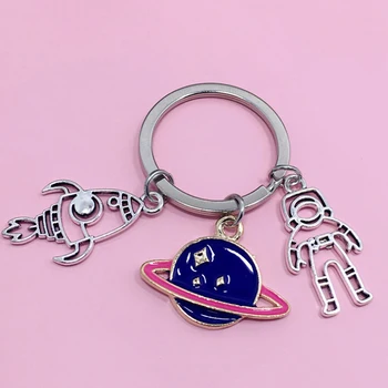 

Keychain Astronautics Spaceman Rocket Spacecraft Major Planets Star Bag Hanging Bag Box Case Key Ring Bag Accessories