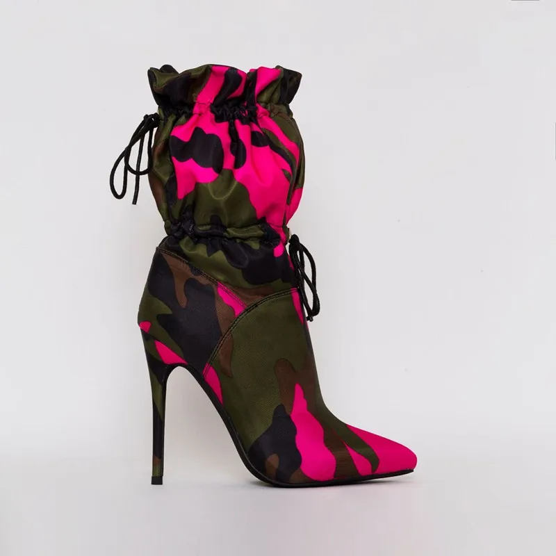 Ярко-розовые камуфляжные женские ботинки до середины икры на шнуровке; остроносые туфли на высоком каблуке-шпильке; полусапожки в римском стиле; женская гофрированная обувь из лайкры