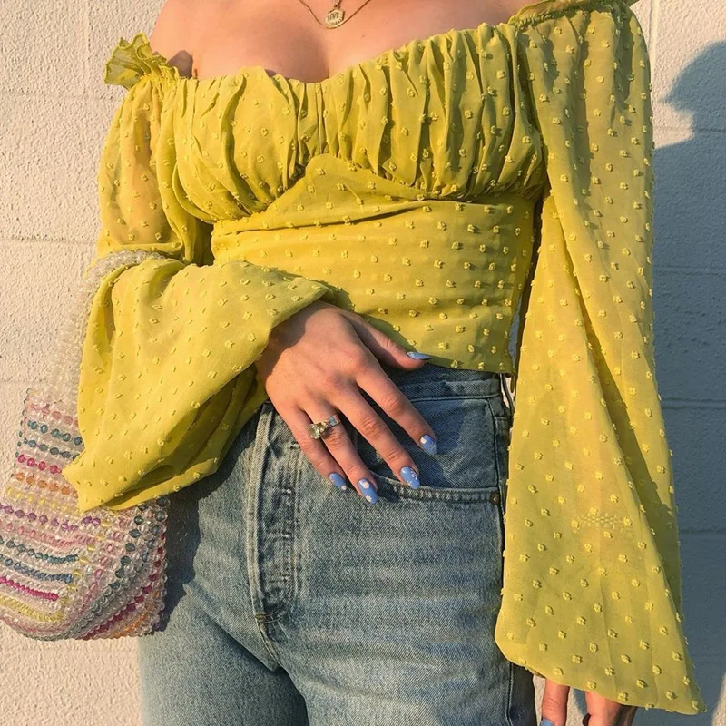 blusa corta femenina