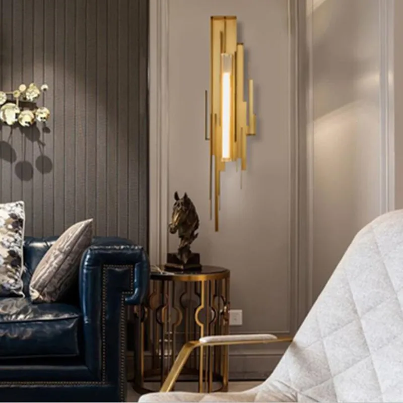 Modern Creative Golden Irregular Bedside Led Wall Light Art Brass Living Room Hotel Bedroom Decoration Wall Sconce Lamp
