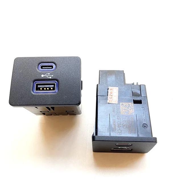 SYNC2  モニター、USB差し込み　フォードエクスプローラー16y fo-sync2-09.jpg