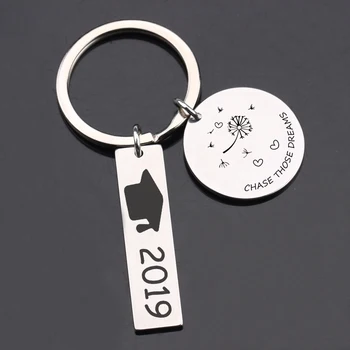 

FLYANGEL 2019 Graduation Souvenir Keychain Jewelry Engraved Trencher Cap Chase Those Dreams Car Key Tag For Friend Child Gifts