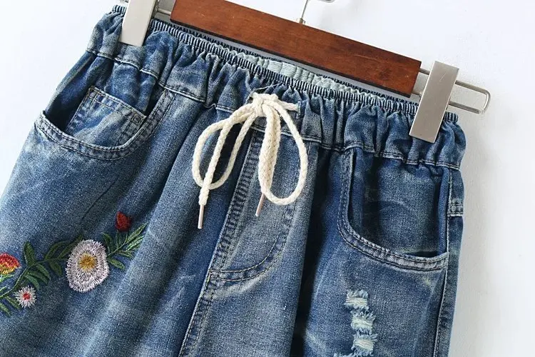Летние женские джинсовые штаны до колена с цветочной вышивкой, женские джинсы с высокой талией размера плюс, женские джинсовые шорты