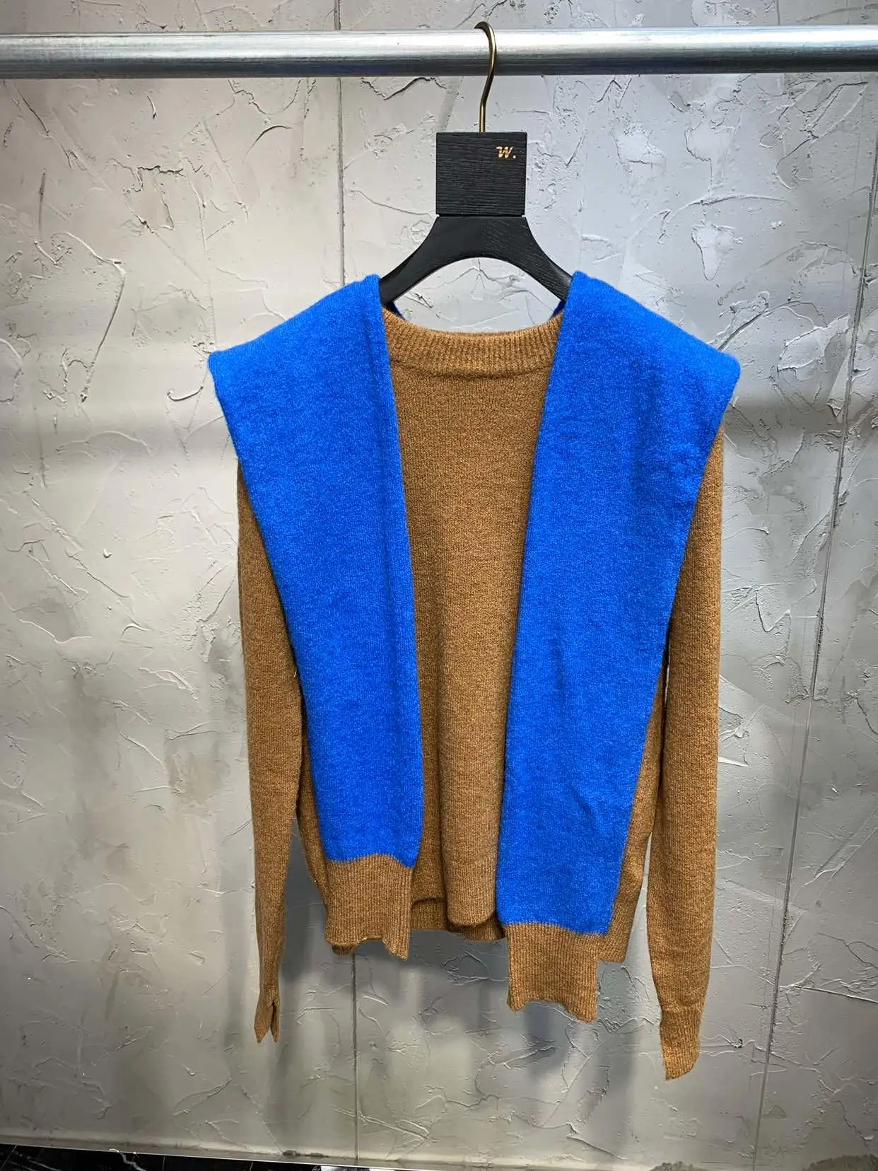 

2019 new ladies fashion long-sleeved sexy fake two-piece sweater 0816