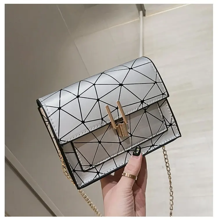 2021 Brand Fashion Women's Designer Crossbody Bag Fashion Casual Small Square Bag Wild Crossbody Bags Solid Color High Quality