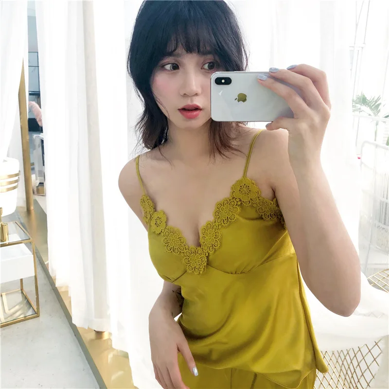 10441076760_2043651032