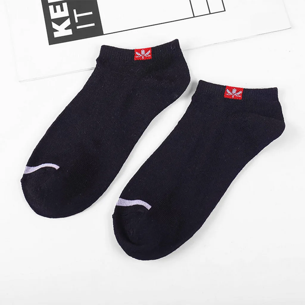 Men Sports Socks Ultra-thin Elastic Short Silk Little Pineapple Heap Stockings Men Short Sports Socks Comfortable Simple