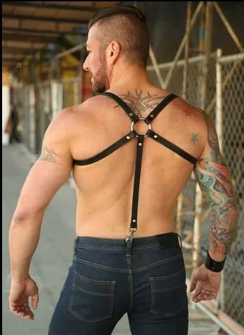Мужская искусственная кожа BDSM Связывание Эротическое белье регулируемое металлическое кольцо Грудь Мышцы нагрудный ремень для тела пояс сексуальный гей Клубная одежда костюм