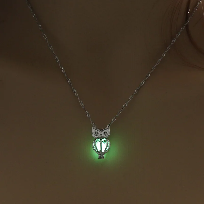3 цвета светящееся каменное ожерелье Женская мода Снежинка светится в темноте ожерелье с кулоном Серебряное колье ювелирные изделия - Окраска металла: Green