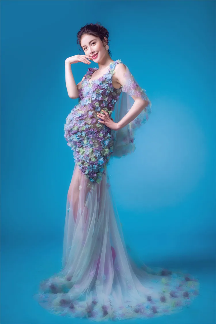 

Lace V-Neck Hollow out Maternity Dresses For Photo Shoot heerPregnant Woman Clothes Long-length Photography Props