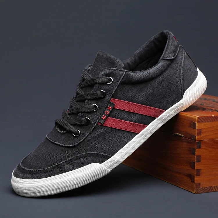 Retro Fashion Canvas Breathable Skateboard Shoes Spring Autumn Lace Up Leather Casual for Men