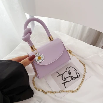 

Fashion Daisy Pin Badges Crossbody Bag PU Leather Women Mini Chain Shoulder Pouch Travel Small Messenger Flap Tote Handbags 2020