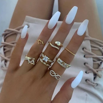 

8PCS Vintage Boho Rings For Women Accessories Indian Gold Infinity Heart Love Crystal Midi Finger Ring Set Indian Jewelry Gift