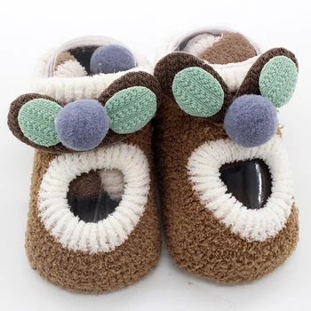 

Soft Infant Baby Socks For Girls Anti Slip Warm Indoor Home Floor Hot Sale Cute Cartoon Baby Socks Coral Fleece Socks For Kids