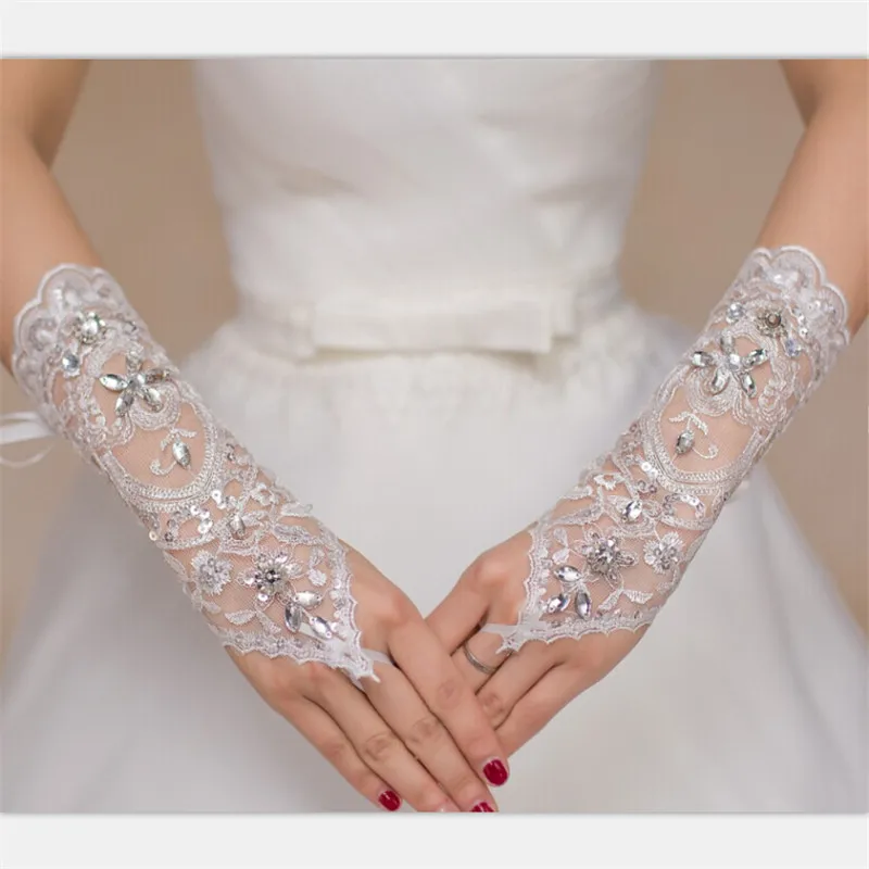 

Fingerless Rhinestone Lace Sequins Bridal Glove Short Wedding Gloves Wedding Accessories