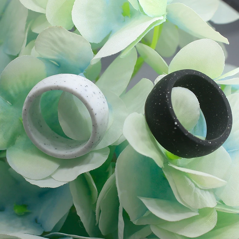 12541470445_1237587901