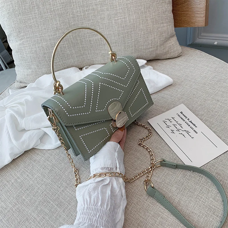 

Women's bag 2019 new bag Joker student foreign style Korean diamond embroidered line small square bag texture chain slung