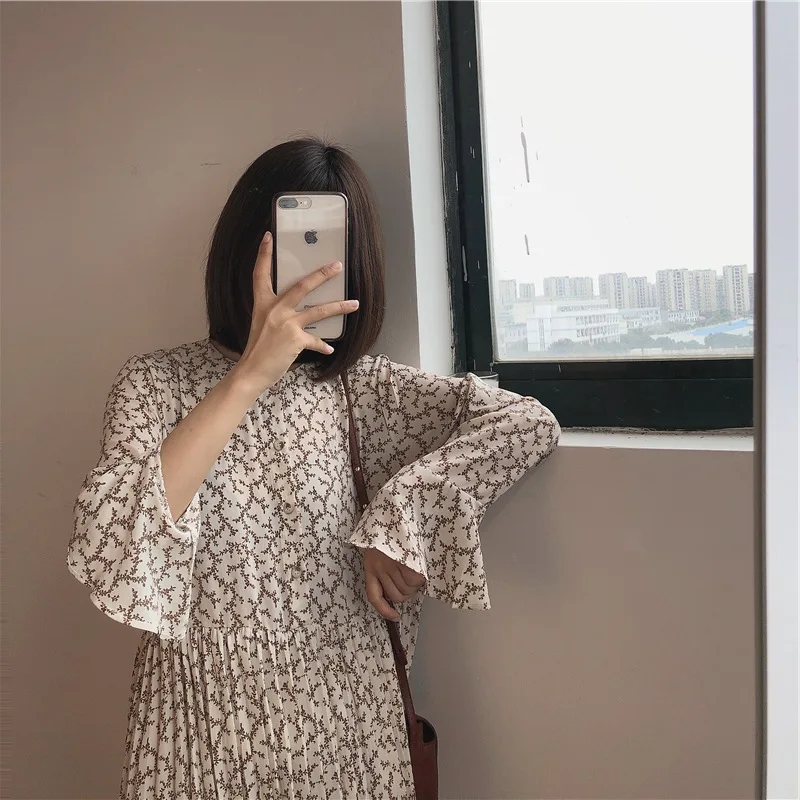 

19 Spring/Gentle Floral-Print Chiffon Dress Women's Milk Tea Brown/Black Underwear Worn Alone Are Nice!