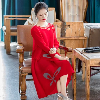 

Red Mock Two-Piece plus Size MIYAKE Pleats Dress 2020 Spring New Women's Mid-Length Beaded Embroidered A- line Dress elegant