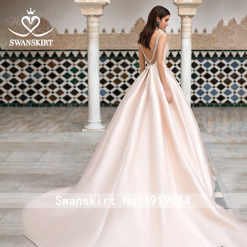 Винтажное вышитое бисером атласное свадебное платье Swanskirt N157 Кристалл спинки трапециевидной формы Принцесса суд Поезд свадебное платье Vestido de novia