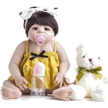 

Elegant Reborn Baby Dolls 55cm Soft Vinyl Fashion Yellow Cloth Full Silicone Princess With Short Brown Hair For Christmas Gift