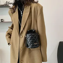 

AIFENGGE Rhombus Western Drawstring Crossbody Bag Lightweight Mini Female Cylinder Bag Textured Hardware Chain Strap