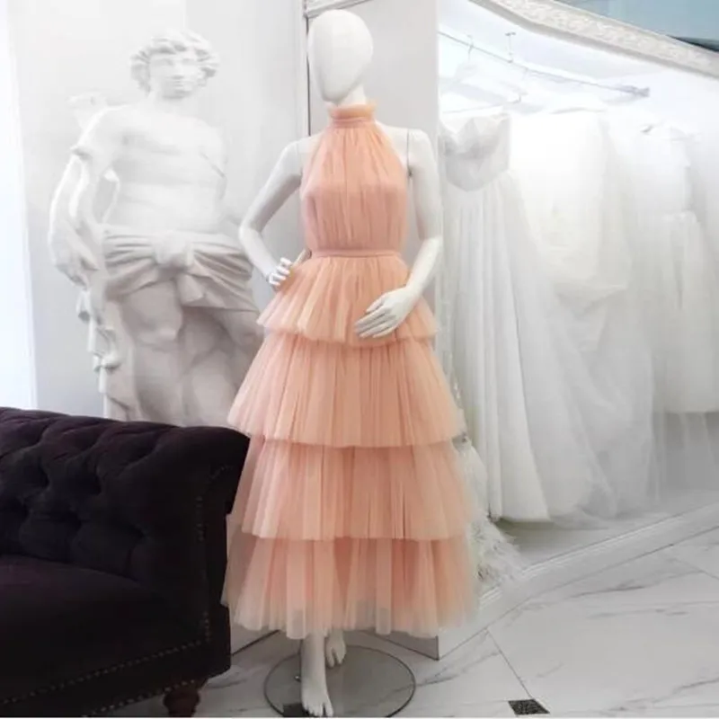 

2020 Abendkleider Custom Coral Prom Gowns Tiered robe de soiree Long Party Dresses Tulle Halter Prom Gown vestido de festa